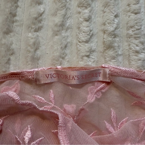 Victoria's Secret Pink Lace Chemise - Picture 3 of 3